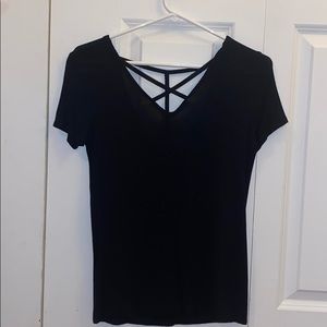 So Cross Neck Black Tee